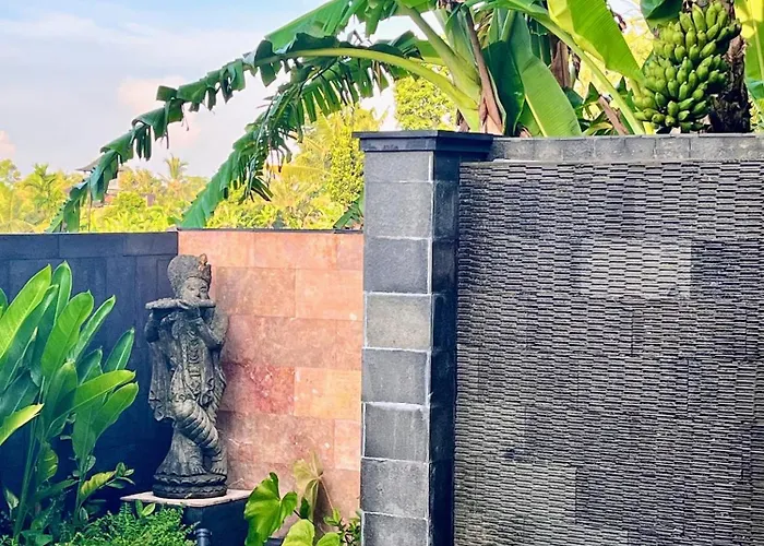 Uma Padi Villa *